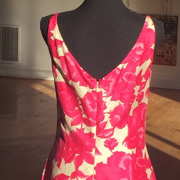 Ann Taylor Barbie Valentino pink and white silk dress - Picture 5 of 5